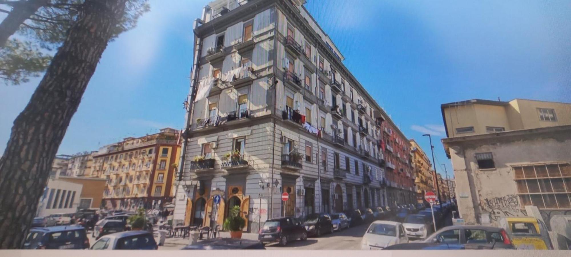 Al Centro Napoli Sinner Haus Exterior foto